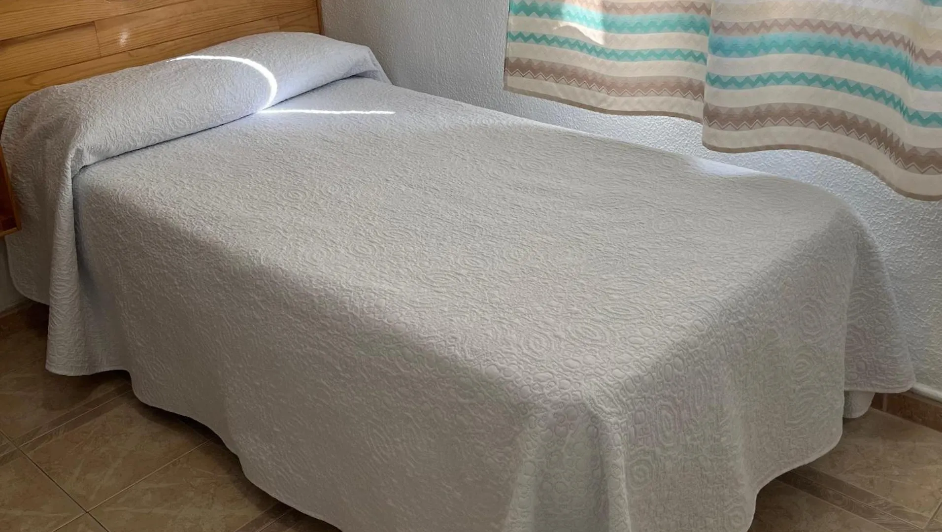 Hostal Barbate Guest house